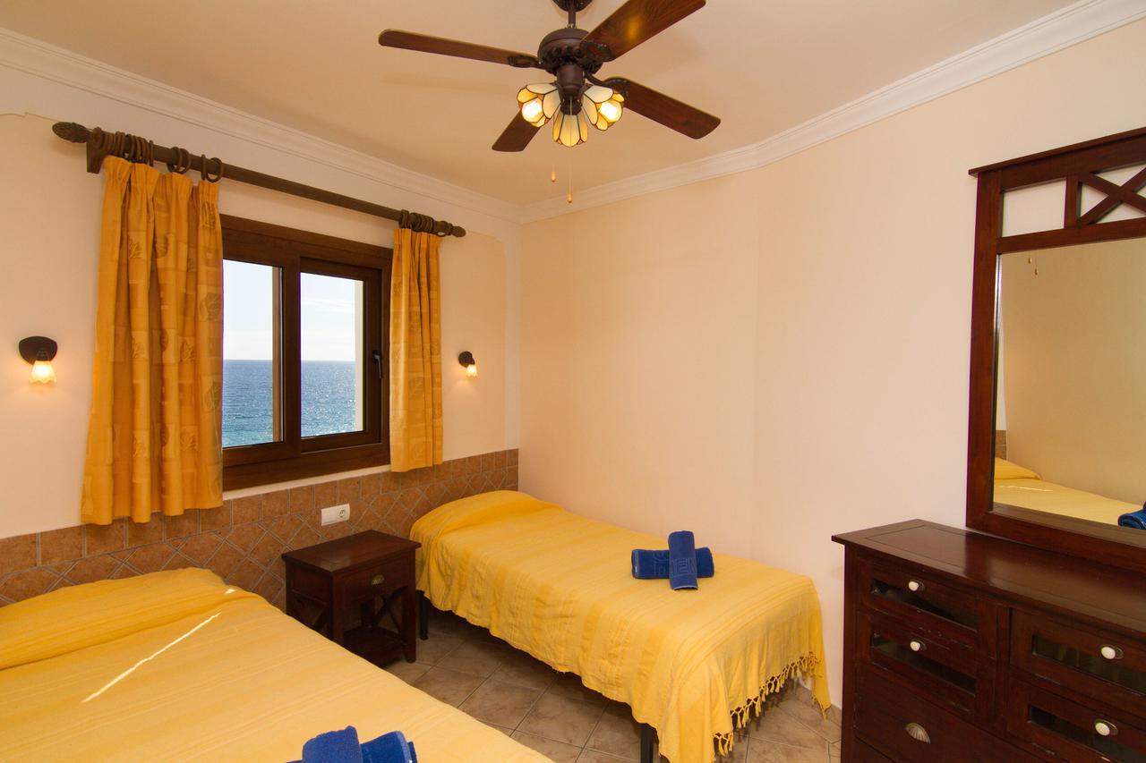 Carabeo 72 Menyber Nerja Exterior foto